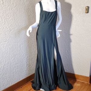 Green Square Neck Sleeveless Maxi Gown for Prom